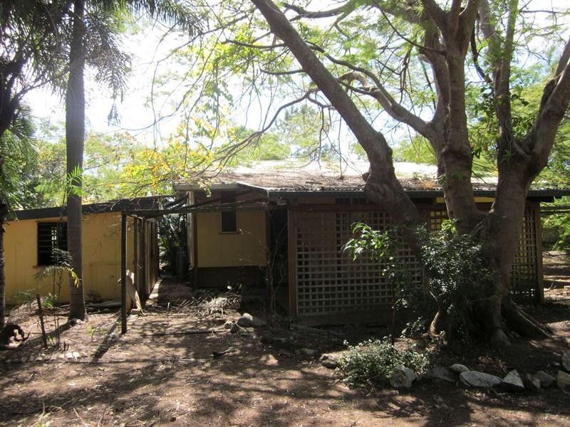 81 Horseshoe Bay Road, Bowen QLD 4805