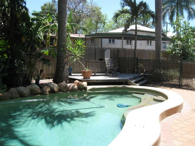 7 Thomas Street, Pimlico QLD 4812