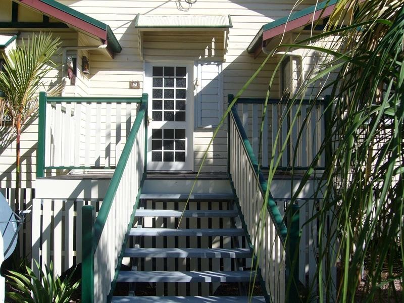 7 Thomas Street, Pimlico QLD 4812