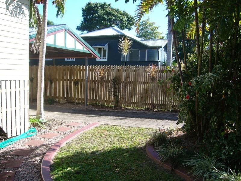 7 Thomas Street, Pimlico QLD 4812