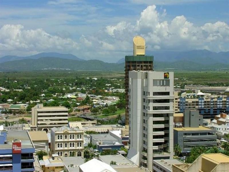 24/6 Hale Street, Townsville City QLD 4810