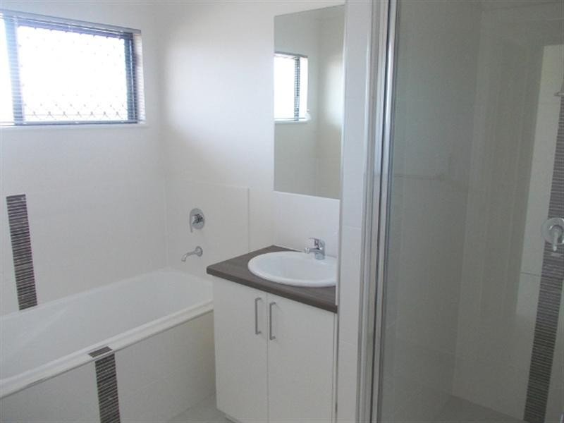 93 Bonnett Road, Mount Low QLD 4818