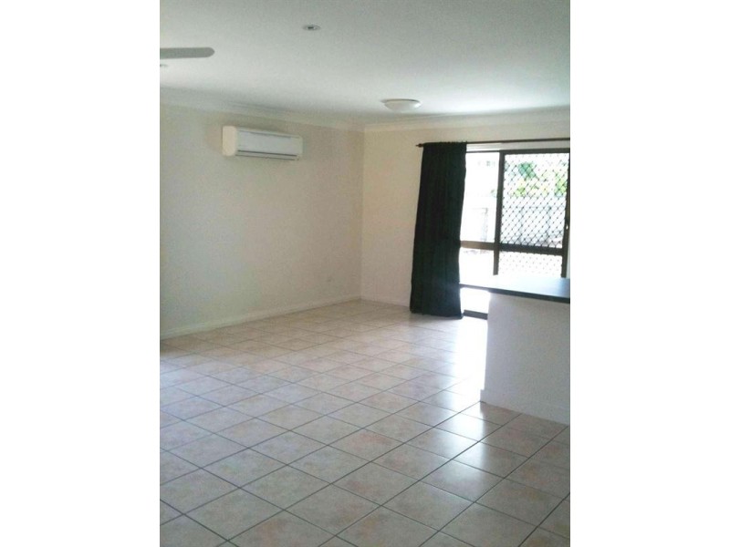 27 Hudson Street, Kirwan QLD 4817