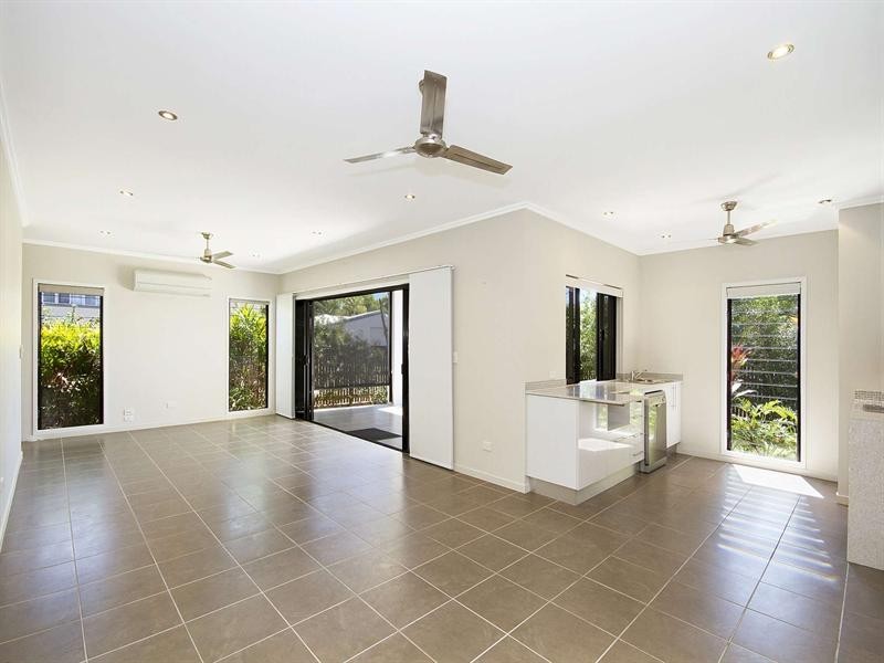 10 Gerard Street, Currajong QLD 4812