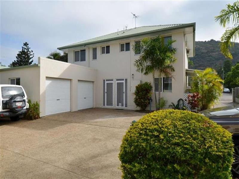 1/8 Lamington Street, West End QLD 4810