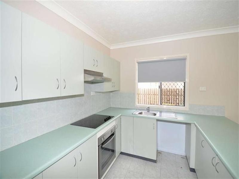 1/8 Lamington Street, West End QLD 4810