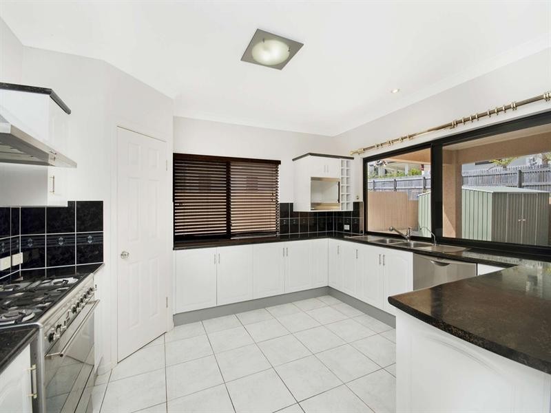 4 Monte Visto Court, Mount Louisa QLD 4814