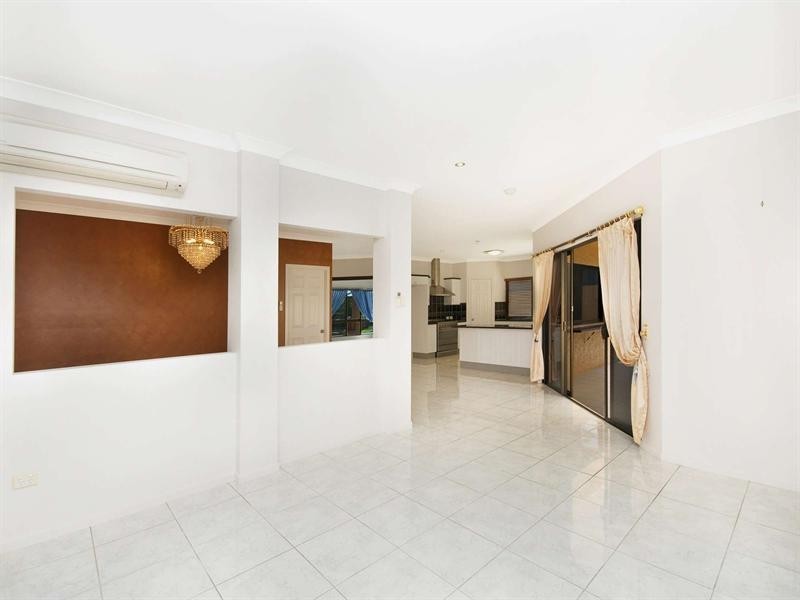 4 Monte Visto Court, Mount Louisa QLD 4814