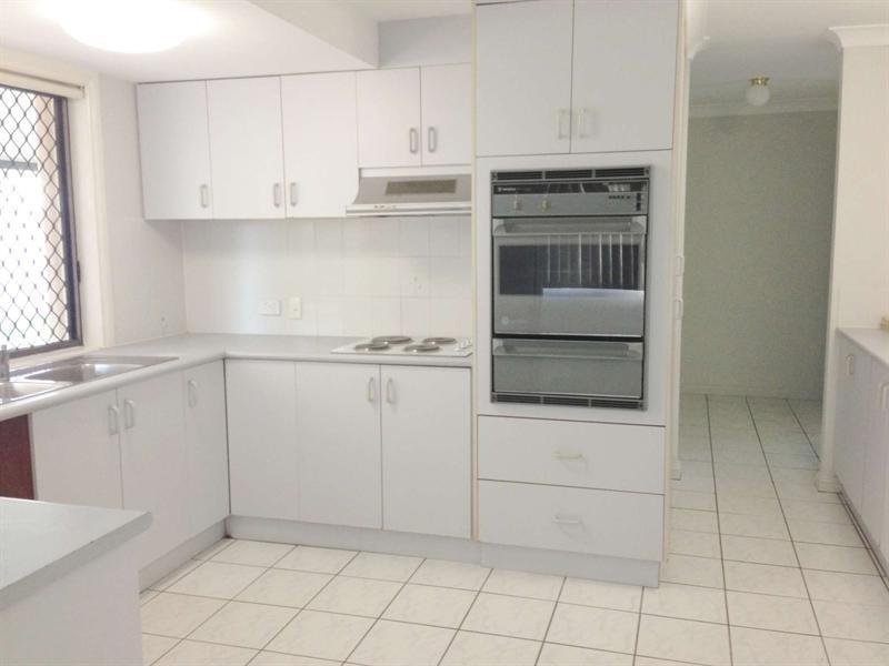 4 Nerine Court, Heatley QLD 4814