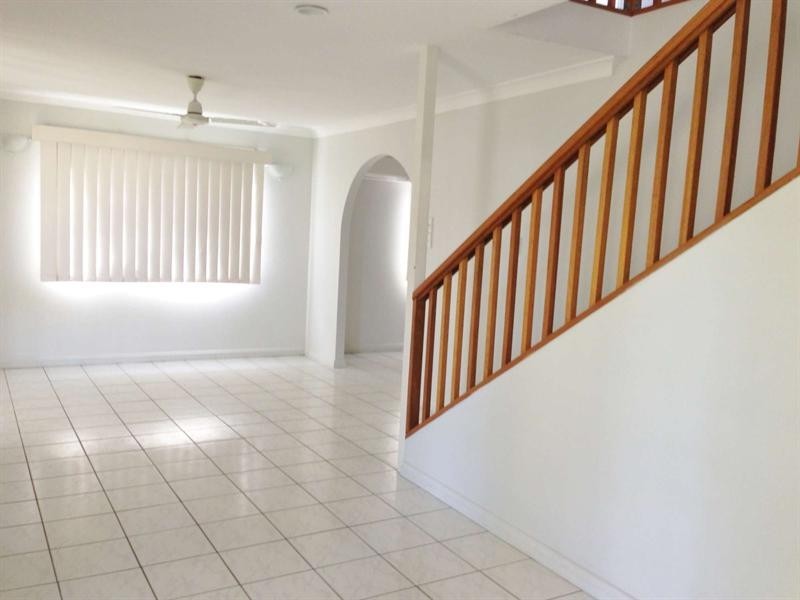 4 Nerine Court, Heatley QLD 4814