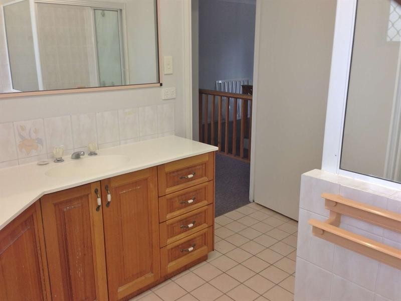 4 Nerine Court, Heatley QLD 4814