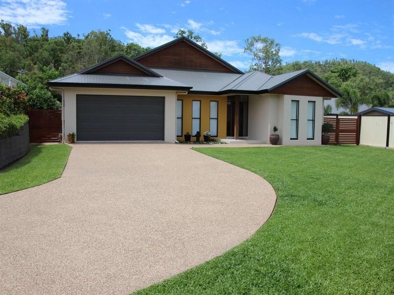 12 Heliconia Court, Mount Louisa QLD 4814