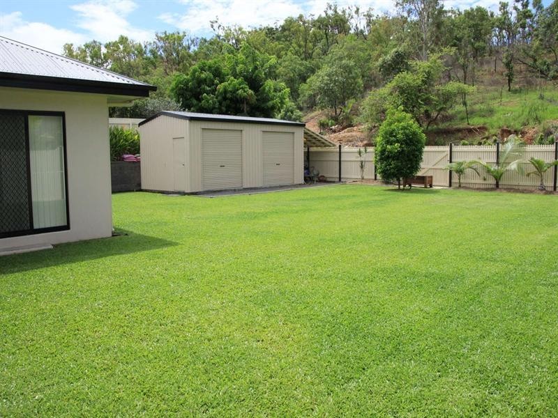 12 Heliconia Court, Mount Louisa QLD 4814