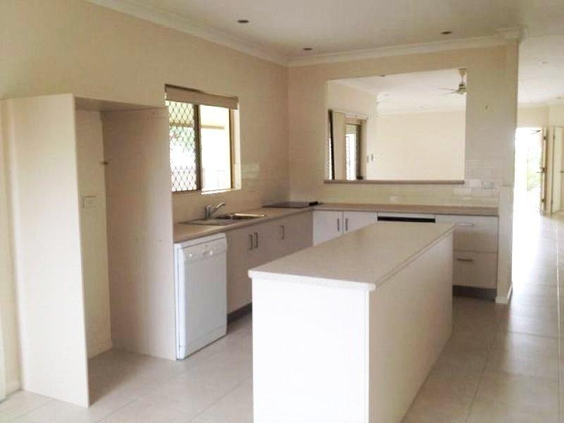 20 Lornsleigh Street, Mount Louisa QLD 4814