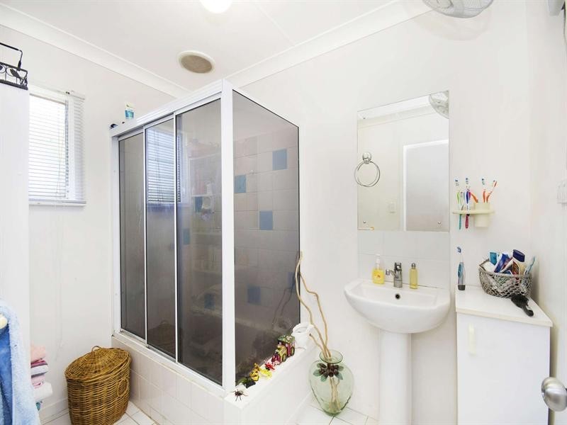 9 Bainbridge Street, Heatley QLD 4814