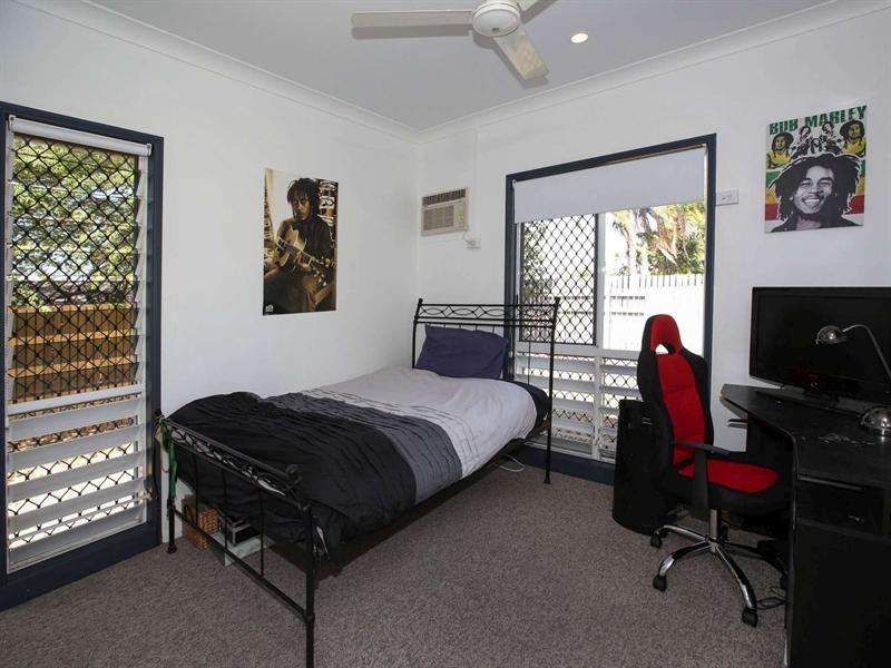 42 Eureka Crescent, Kirwan QLD 4817