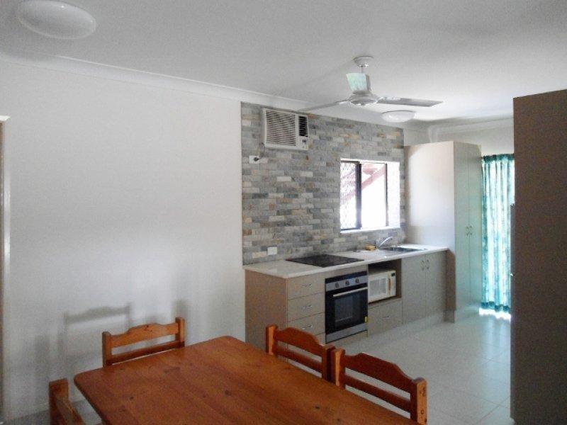 4/49 Picnic Street, Picnic Bay QLD 4819