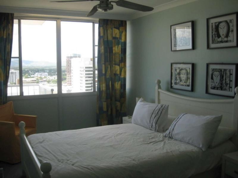 5/6 Hale Street, North Ward QLD 4810