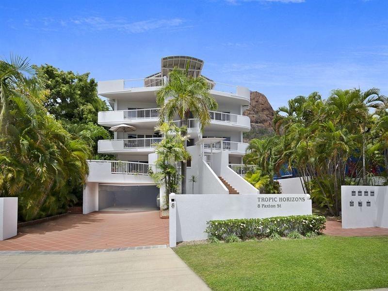 1/8 Paxton Street, North Ward QLD 4810