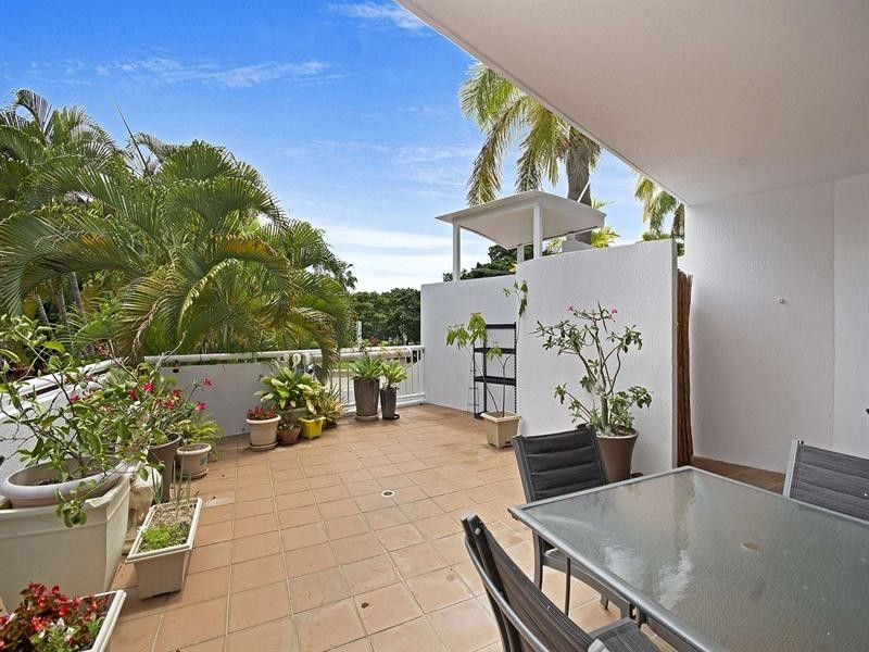 1/8 Paxton Street, North Ward QLD 4810