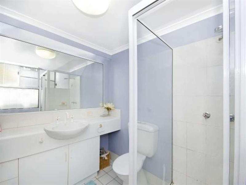 1/8 Paxton Street, North Ward QLD 4810