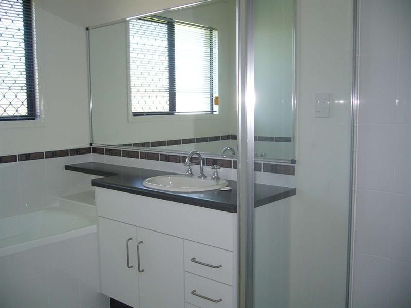 3 Fitzallen Street, Bushland Beach QLD 4818