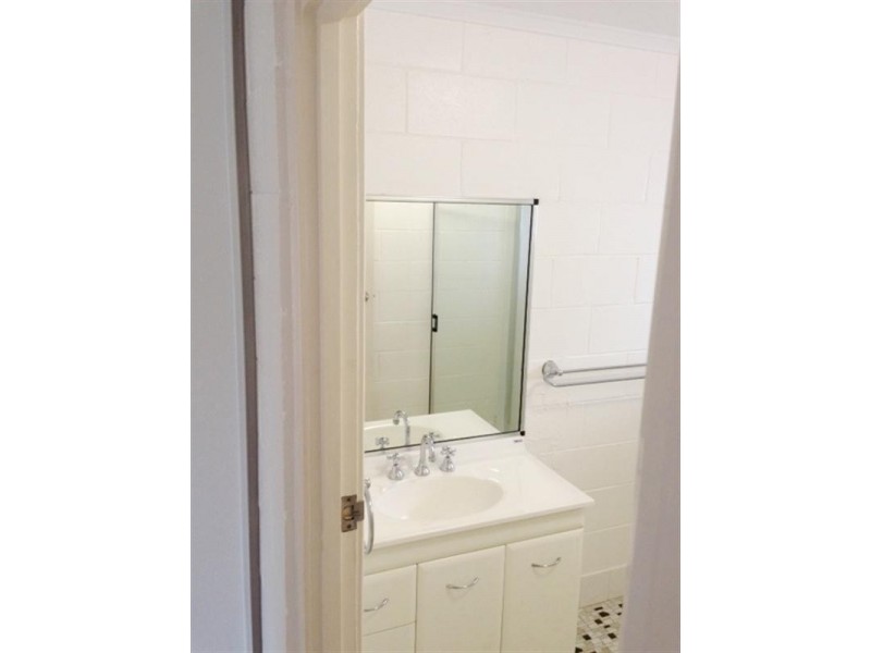 9/78 Eyre Street, North Ward QLD 4810