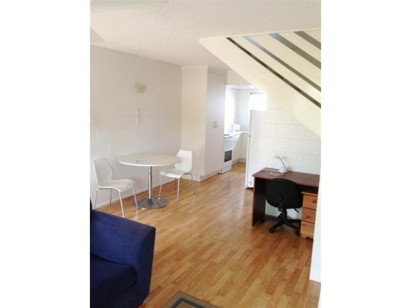 9/78 Eyre Street, North Ward QLD 4810