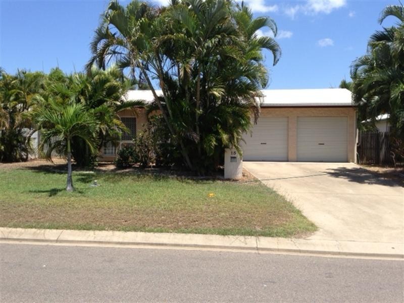 15 Arawa Street, Kelso QLD 4815