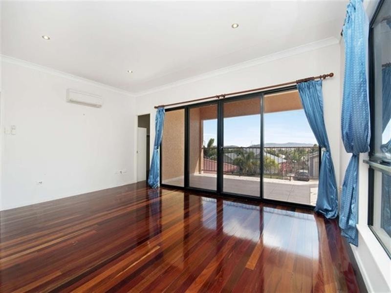 4 Monte Visto Court, Mount Louisa QLD 4814