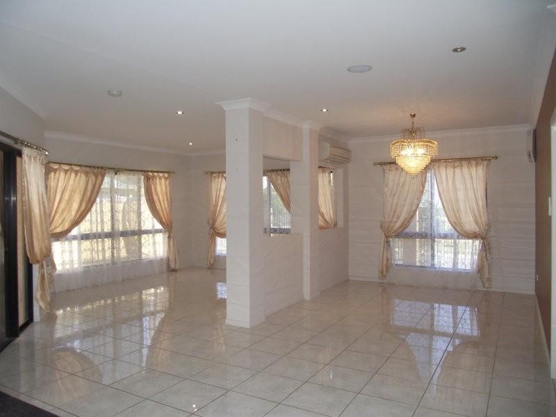 4 Monte Visto Court, Mount Louisa QLD 4814