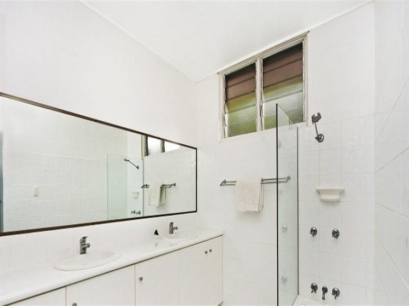 8 Maskell Street, Pallarenda QLD 4810