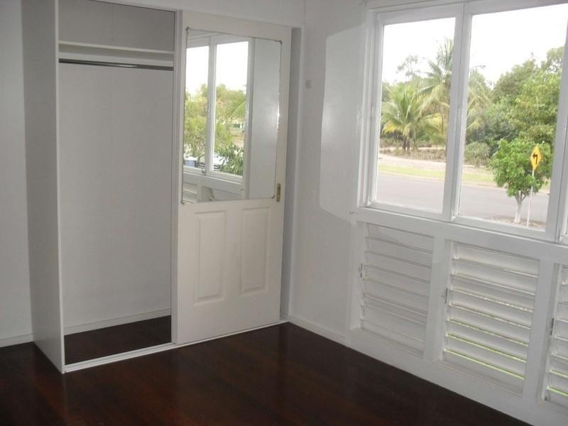 42 Hubert Street, South Townsville QLD 4810
