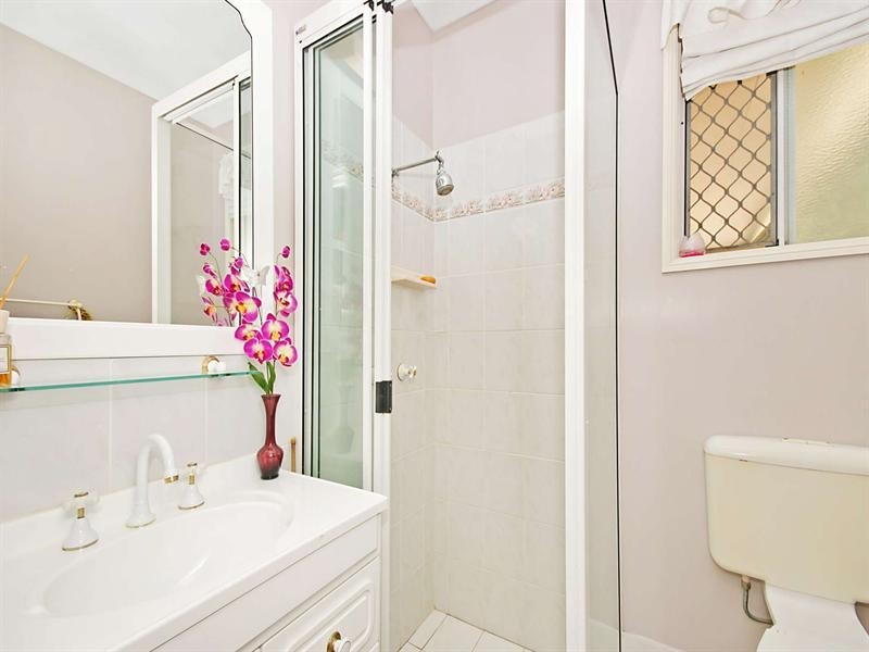 33 Nettleton Street, Mount Louisa QLD 4814