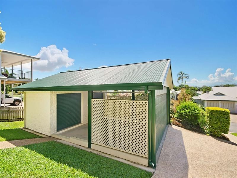 33 Nettleton Street, Mount Louisa QLD 4814