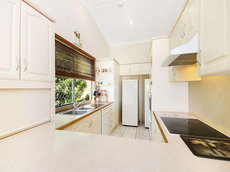 33 Nettleton Street, Mount Louisa QLD 4814