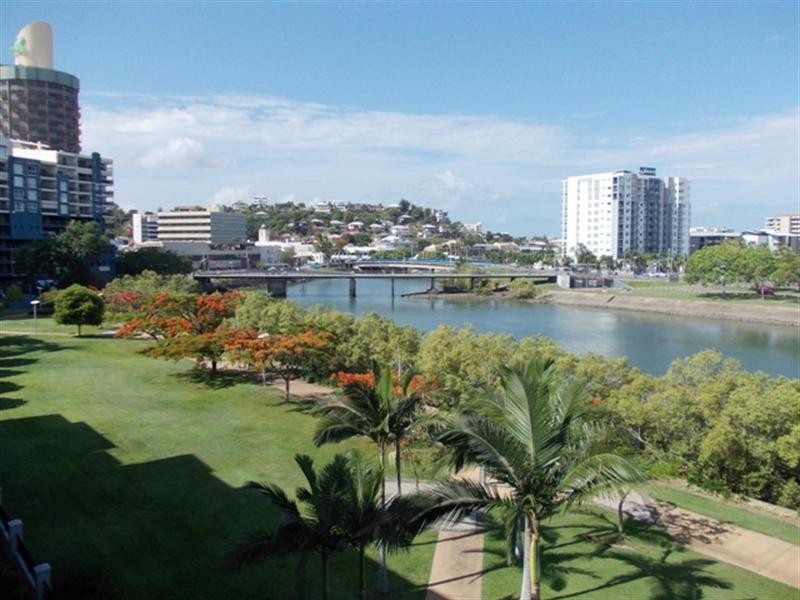 52/11 Stanley Street, Townsville City QLD 4810