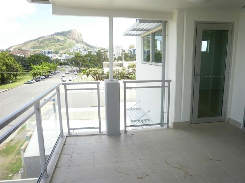 33/38 Morehead Street, South Townsville QLD 4810