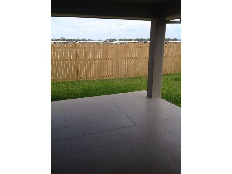10 Goldfish Court, Burdell QLD 4818