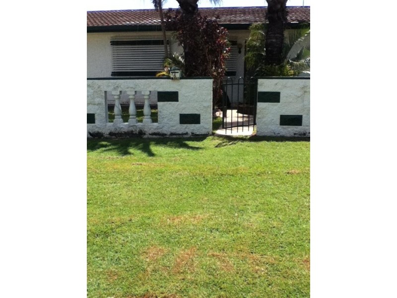 4 Durack Street, Douglas QLD 4814