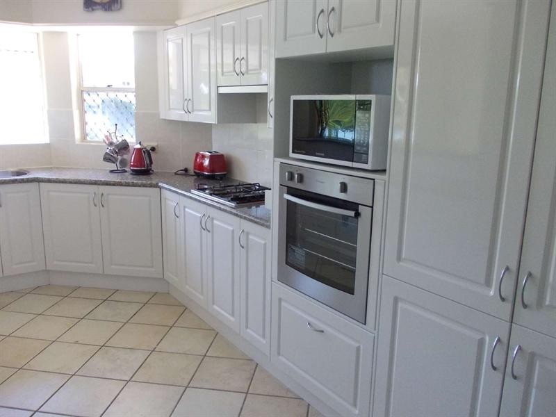 1/100 The Strand, North Ward QLD 4810