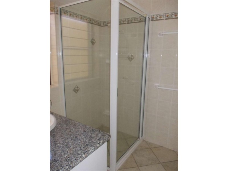 1/100 The Strand, North Ward QLD 4810