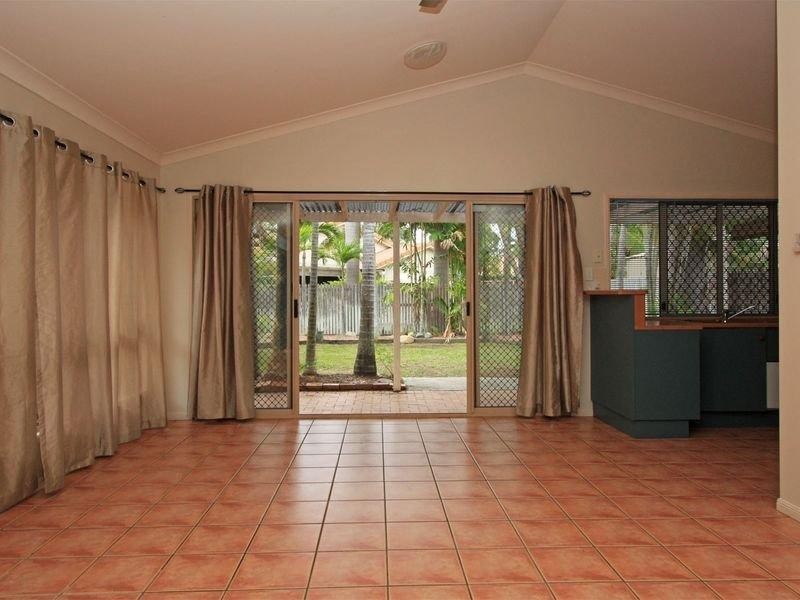 17 Majestic Drive, Kirwan QLD 4817