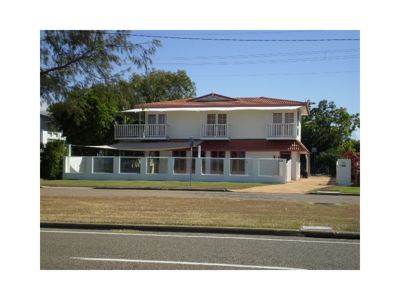 75 The Esplanade, Pallarenda QLD 4810