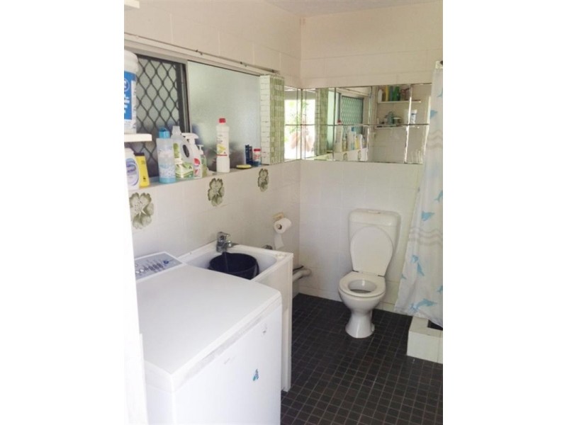 5 Sallows Street, Pallarenda QLD 4810