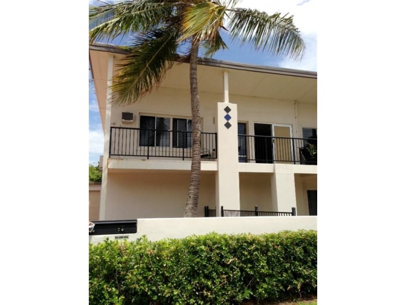 5/2 Mckinley Street, North Ward QLD 4810