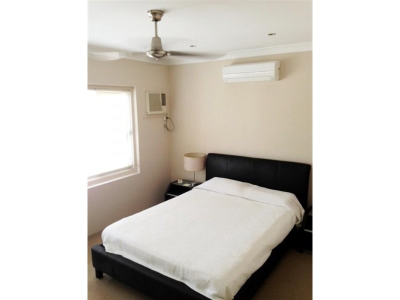 5/2 Mckinley Street, North Ward QLD 4810