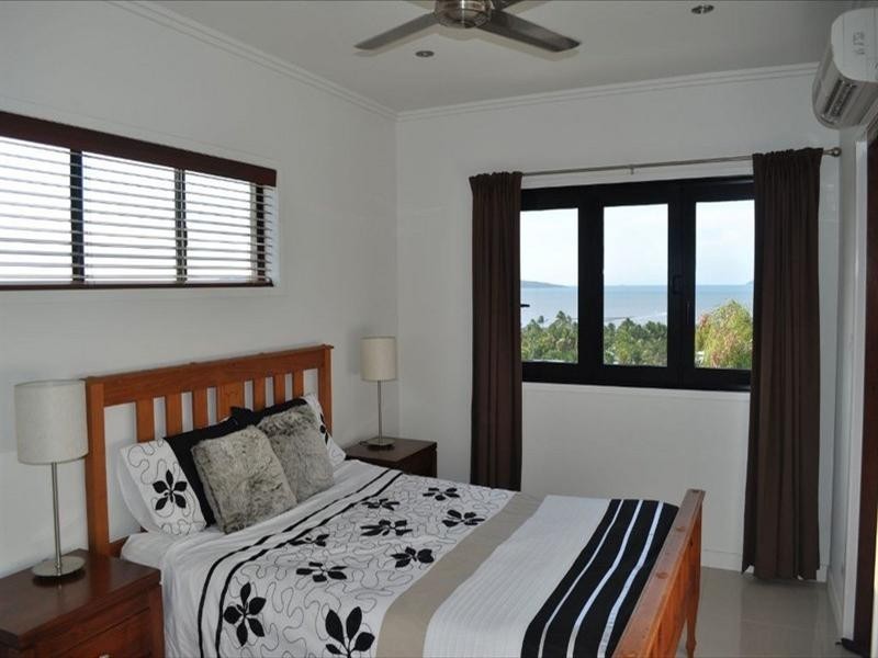 43 Gilbert Crescent, Castle Hill QLD 4810