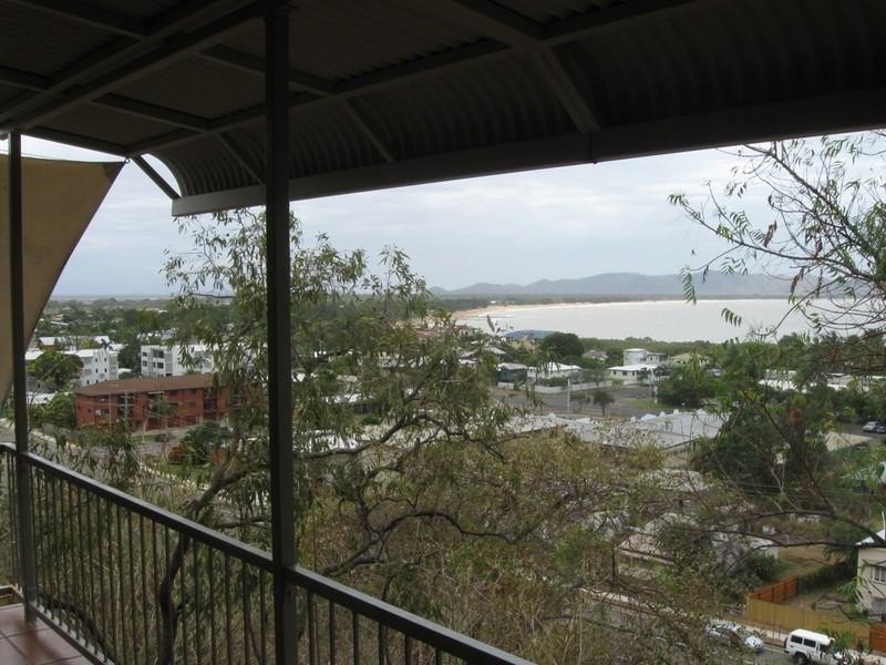 43 Gilbert Crescent, Castle Hill QLD 4810