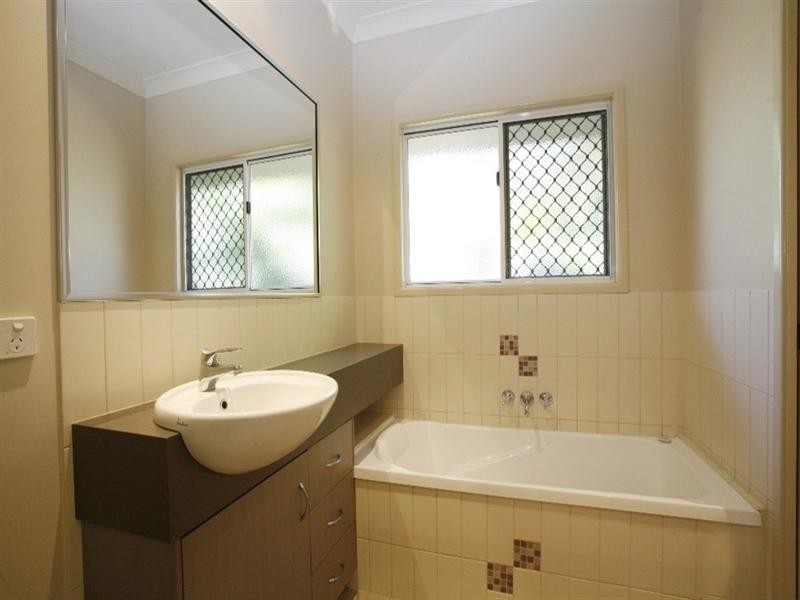 Garbutt QLD 4814
